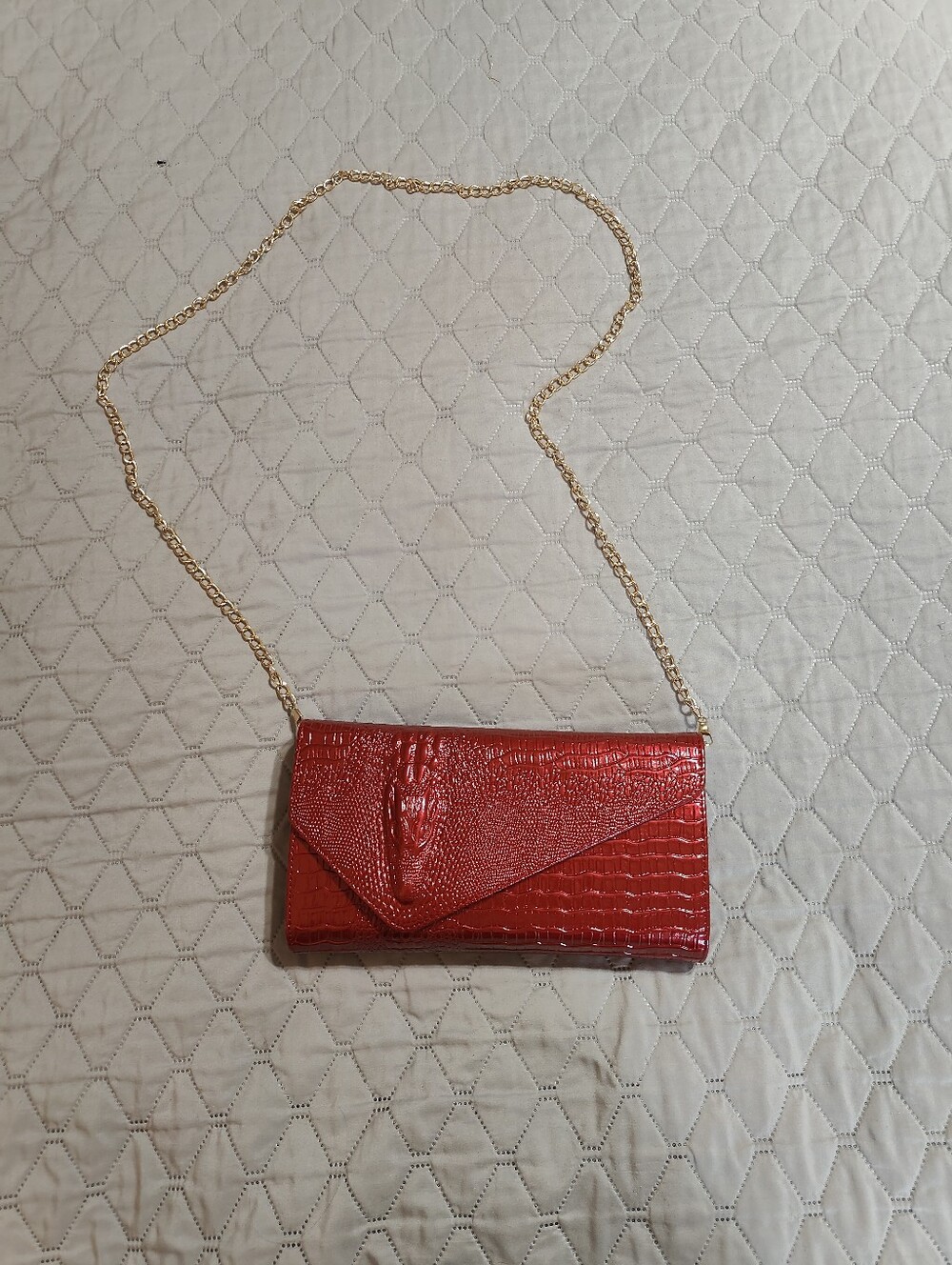 Red 3D Crocodile Clutch Novelty Bag NWT - Picture 7 of 9